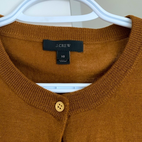 J.Crew 💯 marino wool cardigen - Picture 2 of 3